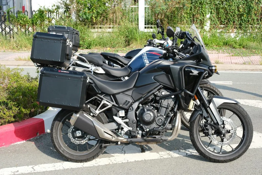 Moto avec top cases